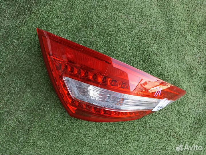 Фонарь задний левый Nissan Teana J32