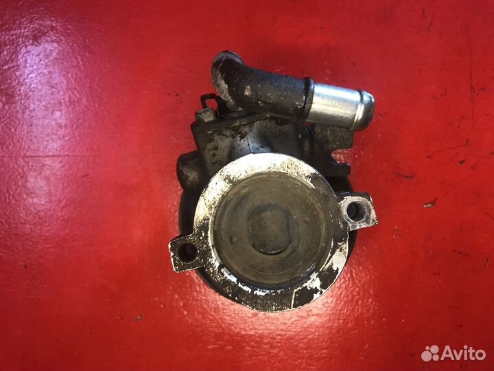 Насос гур Ssang Yong Actyon d20dtf 2011