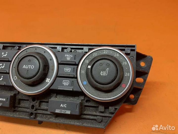 Блок климат-контроля Land Rover Freelander LR2 2.2