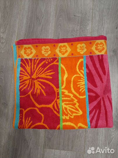 Махровое полотенце