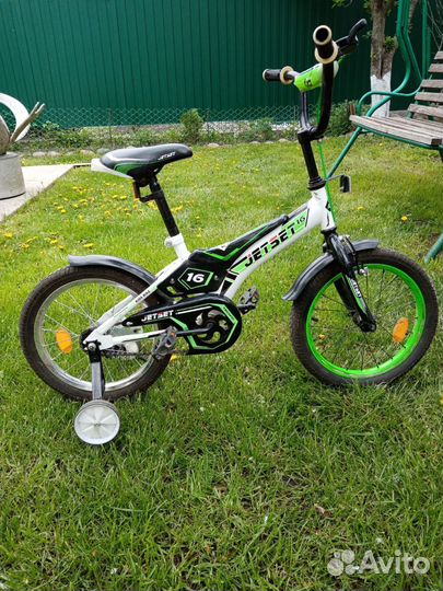 Детский велосипед 16