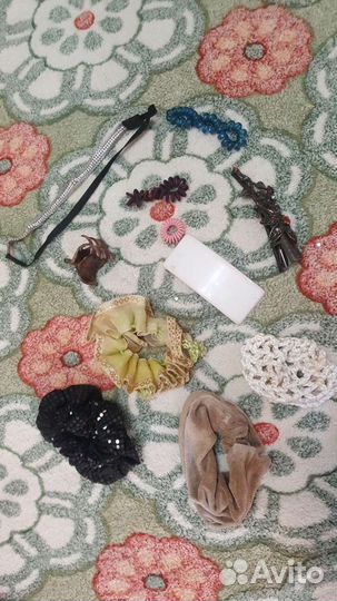 Резинки и заколки для волос