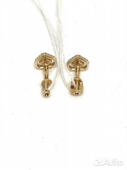 Золотые серьги с камнем