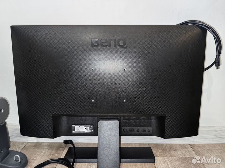 Монитор BenQ диагональ 27