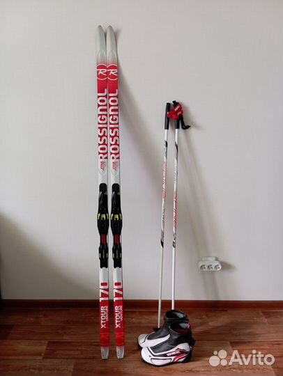 Rossignol лыжи беговые с креплениями Fisher