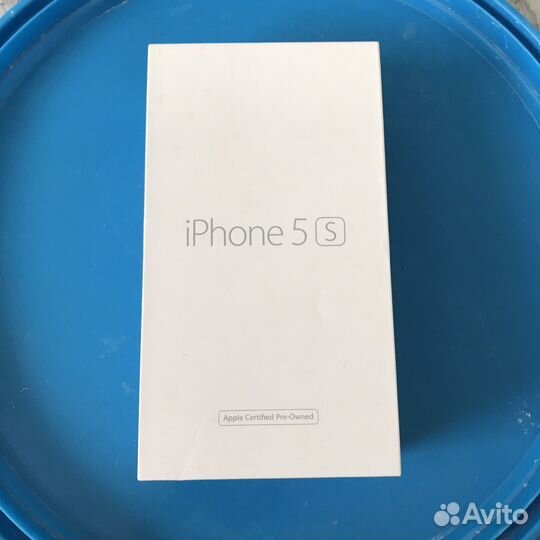 Коробка от iPhone 5s 32 GB