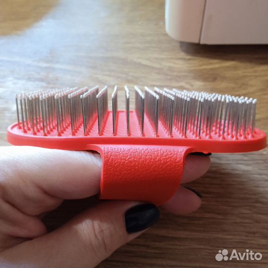 Щётка для кошек и собак