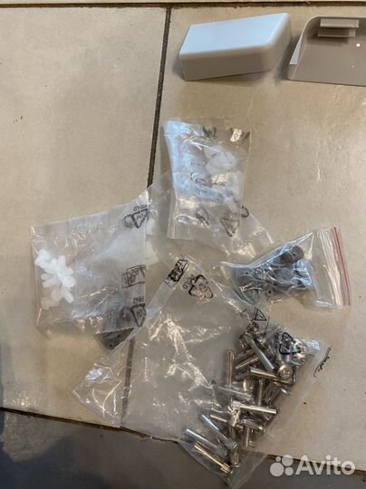 Замок для дверки мебели