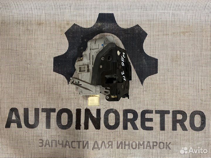 Замок двери задний правый VAG 3C4839016A