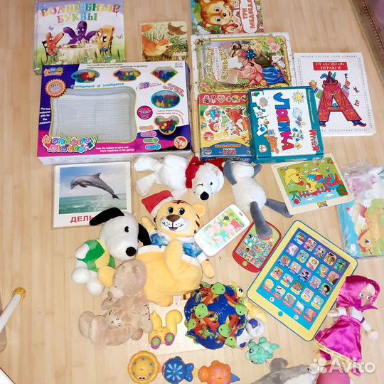 Развивающие игрушки пакетом