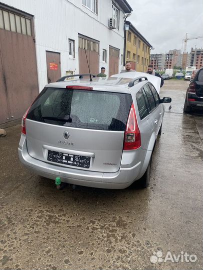 Renault megane спойлер продан