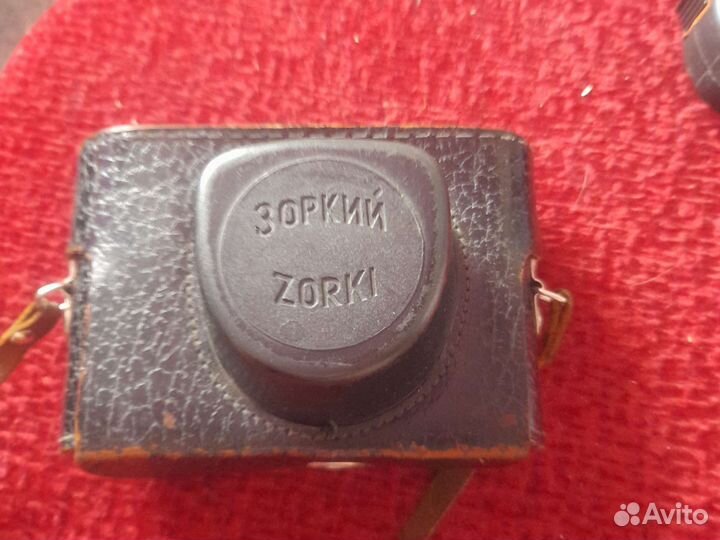 Пленочный фотоаппарат