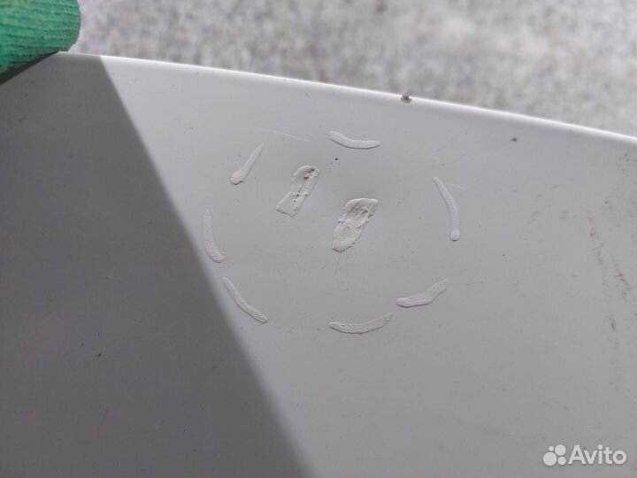 Капот Toyota Yaris