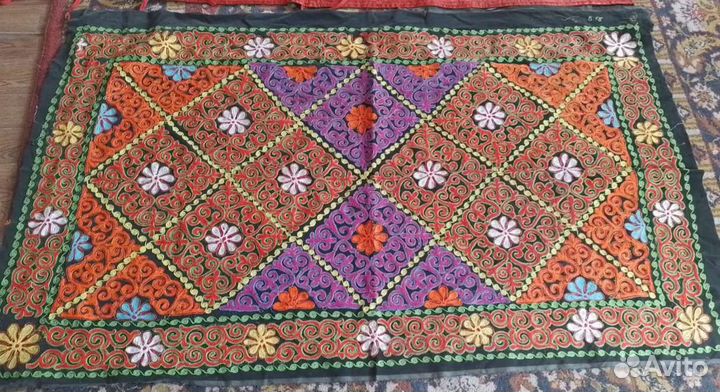 Ковёр настенный (тускиыз)