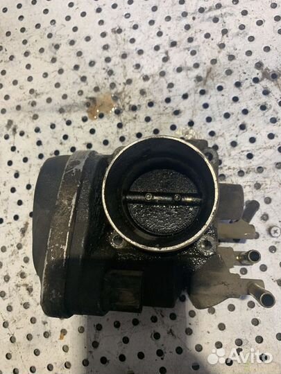 Заслонка дроссельная Skoda Octavia