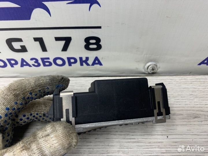Резистор отопителя Audi A6 C6 BPJ 2.0 2006