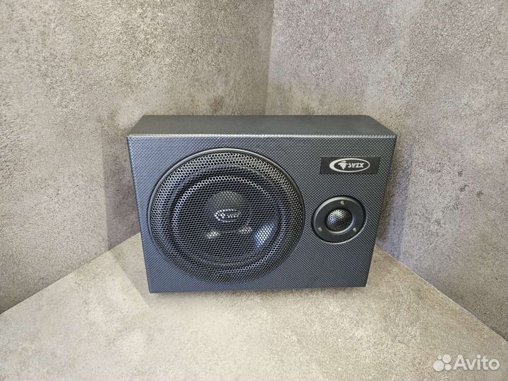 Активный сабвуфер под сиденье