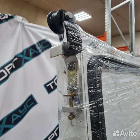 Дверь для холодильной камеры