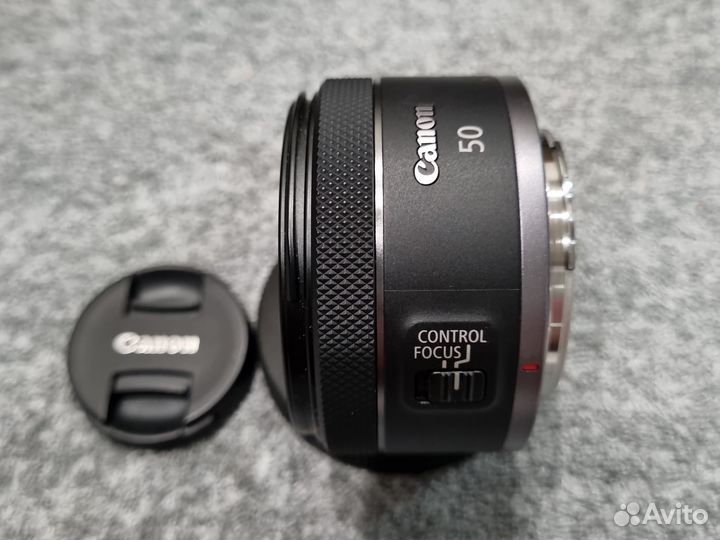 Объектив Canon RF 50mm 1 8 stm