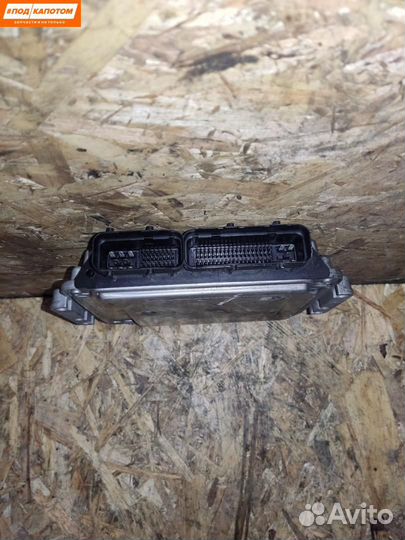 Блок управления двигателем Nissan 23710JC21