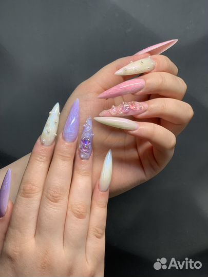 Маникюр и ресницы