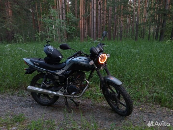 Мотоцикл рейсер