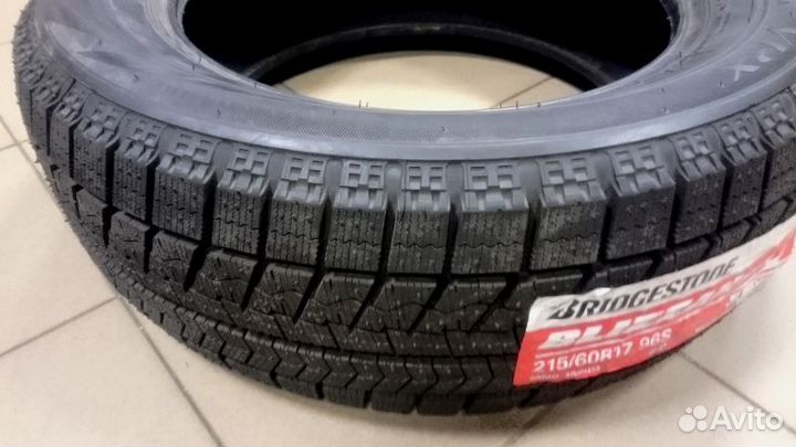 Bridgestone Blizzak VRX 195/60 R15 88S