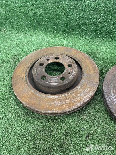 Тормозной диск Skoda Octavia Tour