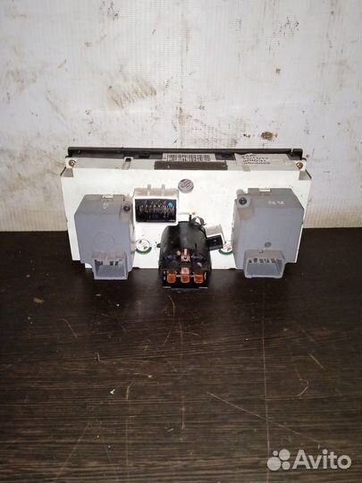 Hyundai elantra 2003 блок управления отопителем