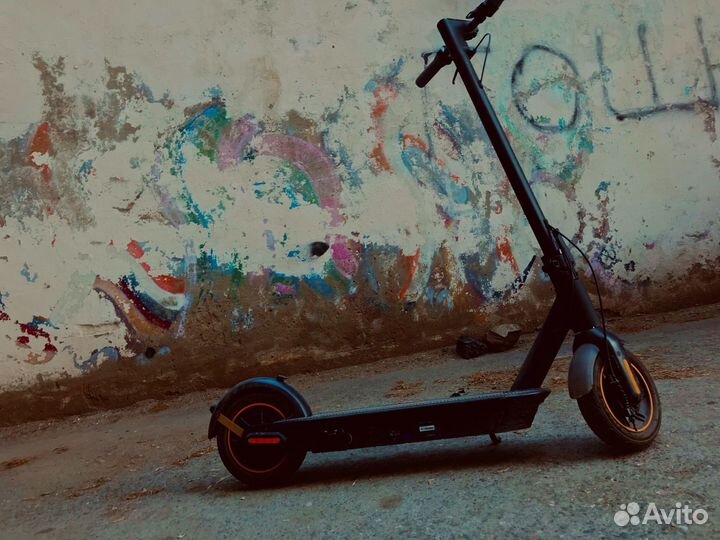 Электросамокат бу ninebot