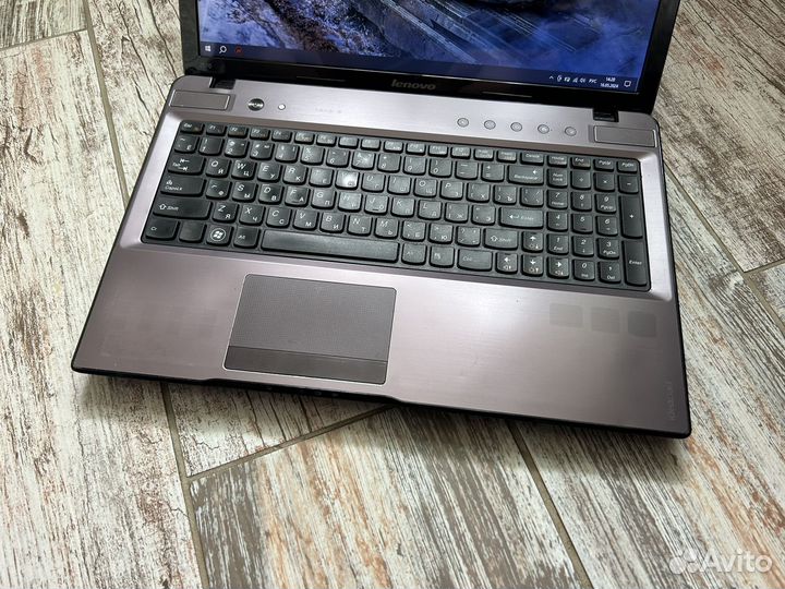 Игровой Ноутбук Lenovo i7/8gb