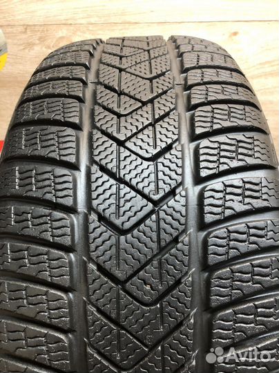 Pirelli Winter Sottozero 3 245/45 R18 и 275/40 R18 103V