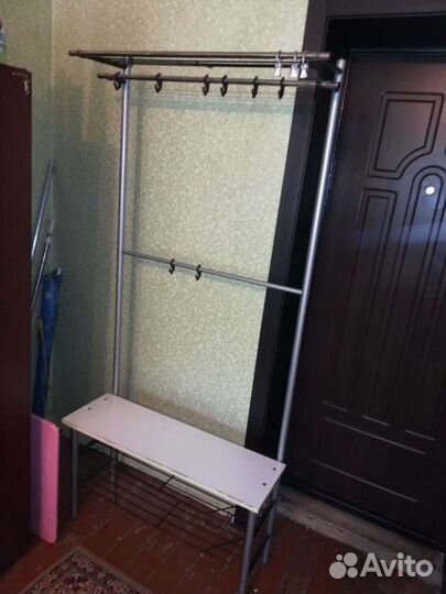 Вешалка в прихожую