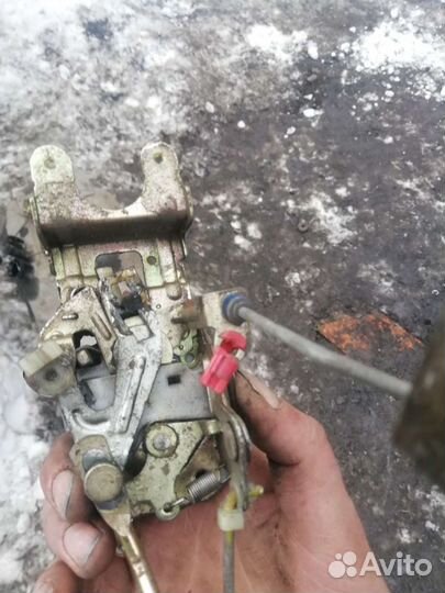 Замок дверей кия ретона