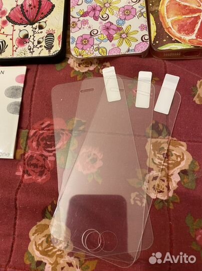 Защитные стёкла и плёнки на iPhone se, 5, 5s