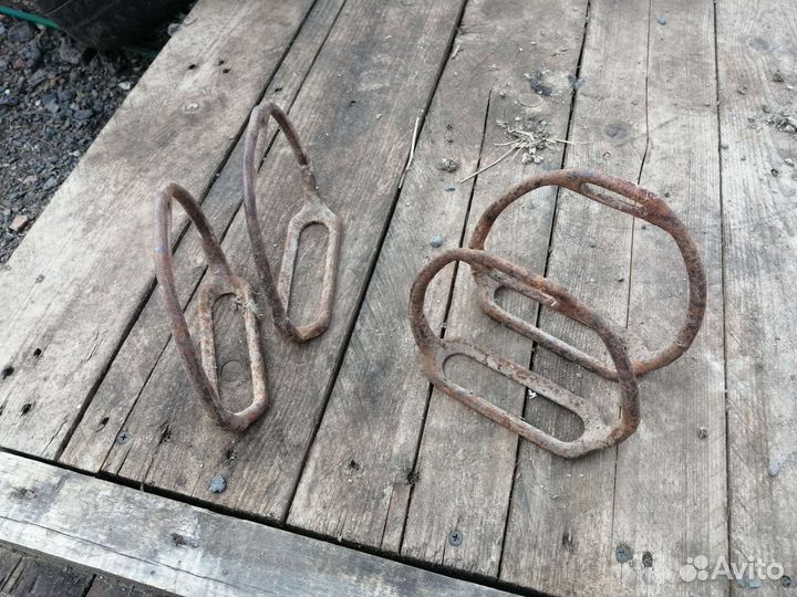 Стремена для лошади