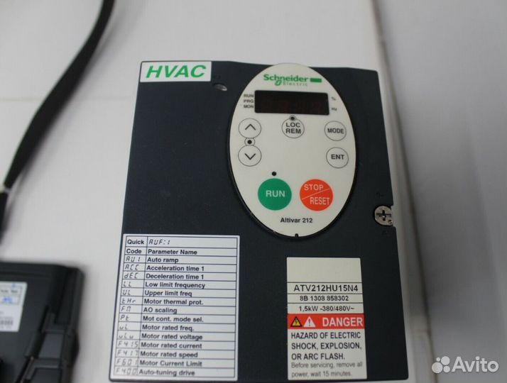 Преобразователь Schneider Electric ATV212HU15N4