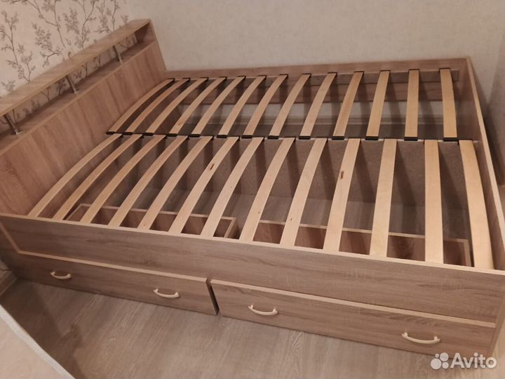 Кровать двухспальная