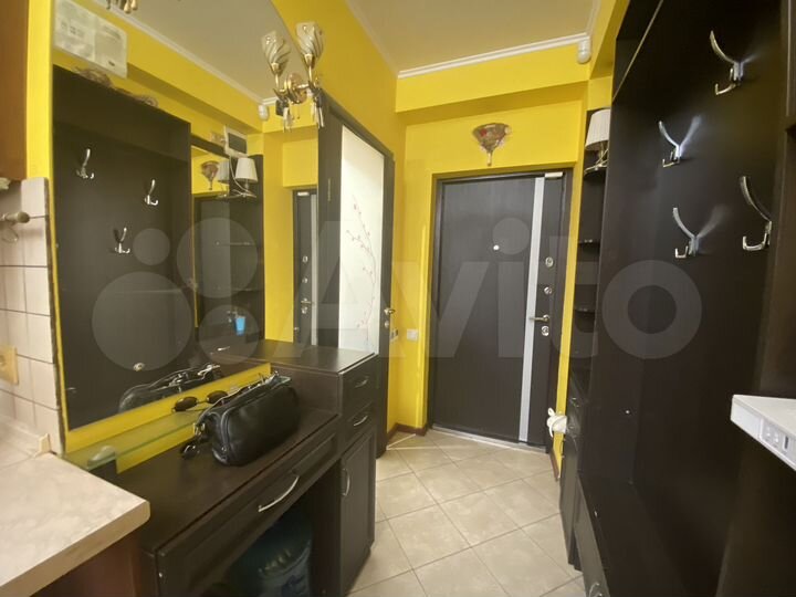 2-к. квартира, 42 м², 4/9 эт.