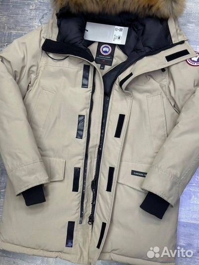 Куртка зимняя canada goose