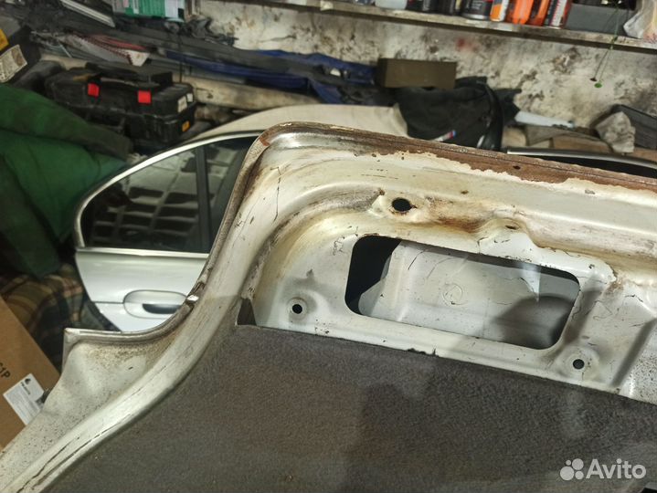 Крышка багажника BMW e 39 седан 1997 г