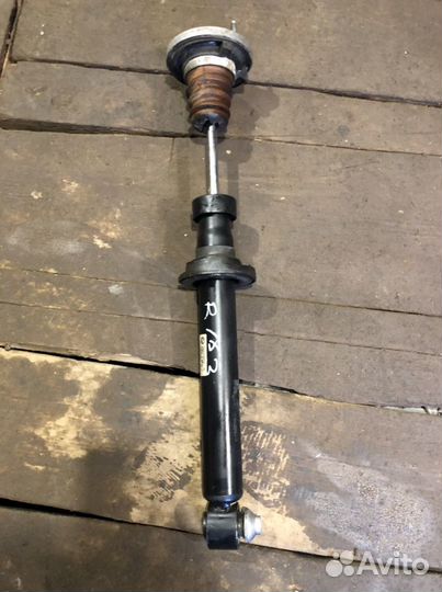 Задняя стойка bmw f10