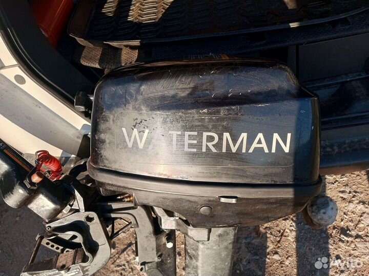 Продаю отличный лодочный мотор 9.8