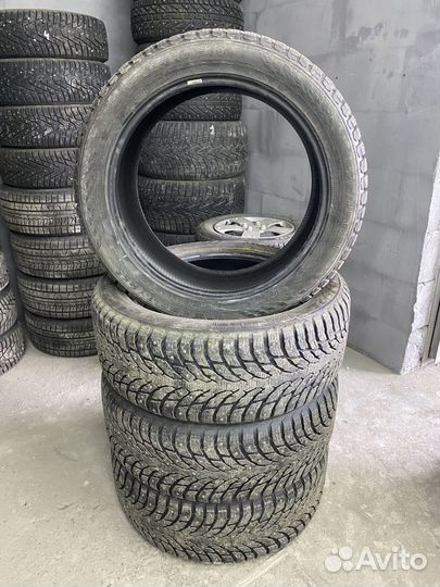 Nokian Tyres Hakkapeliitta 9 SUV 275/45 R21 110T