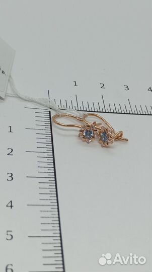 Золотые серьги с фианитом