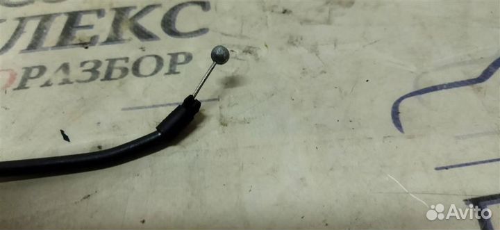 Трос стояночного тормоза Audi Q7 2005