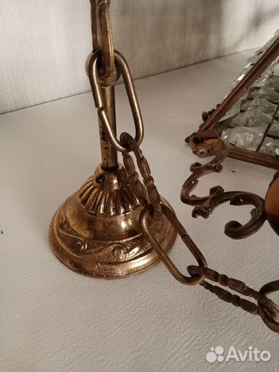 Старинная хрустальная люстра