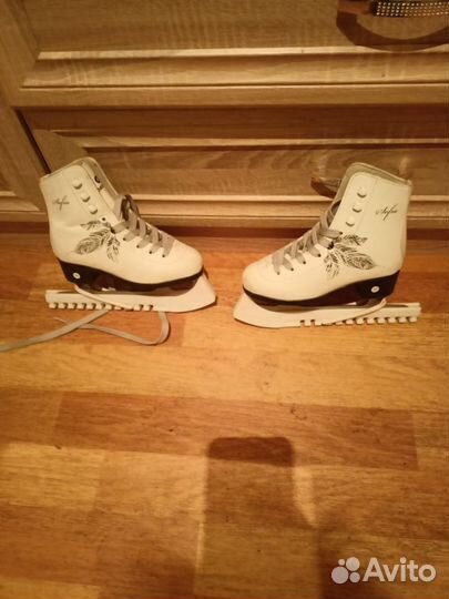 Коньки фигурные