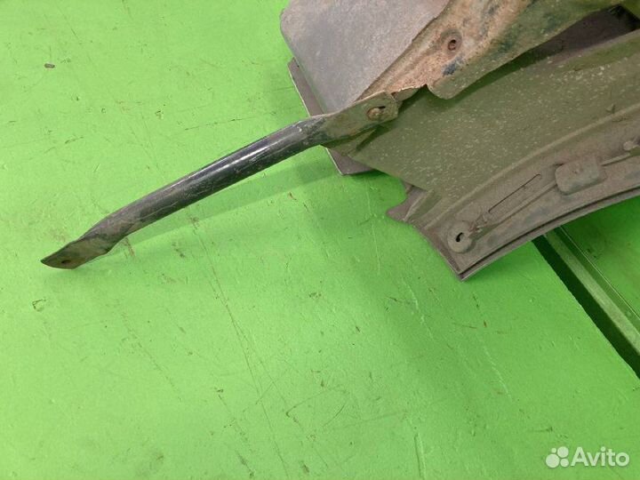 Подножка mercedes-benz actros MP II