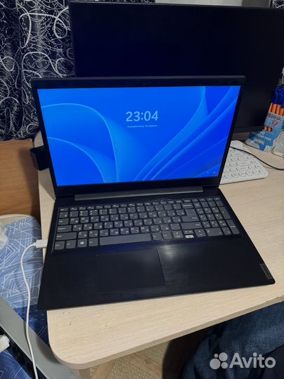 Ноутбук lenovo